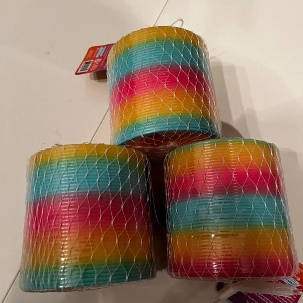 SLINKY / Slinkies!  3 Rainbow Colored‎ Slinkies!  (new) (k/x)